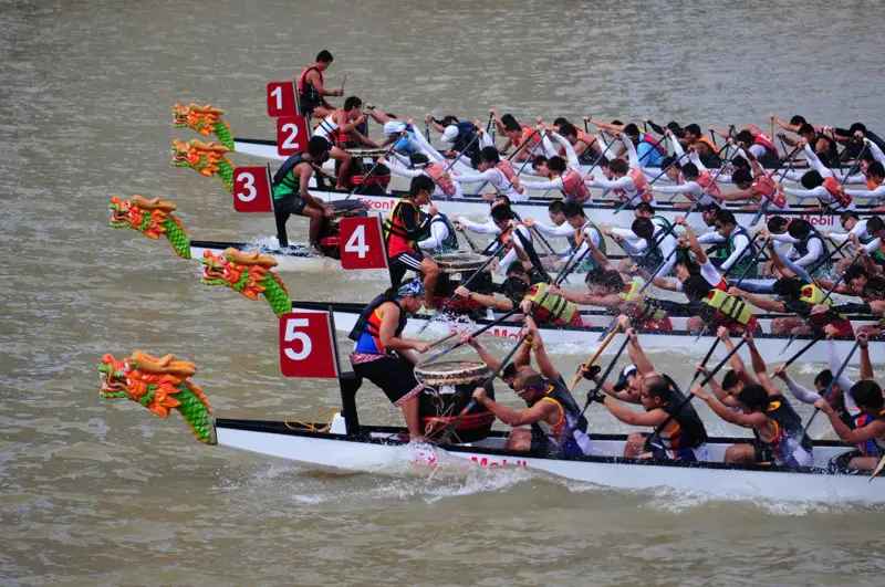 batch_singapore-dragon-boat-festival.jpg