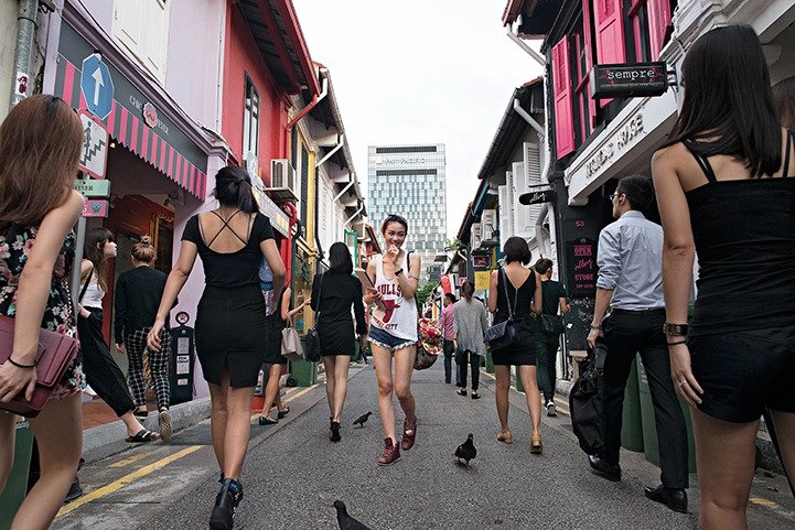 Walk-in-Public.jpg