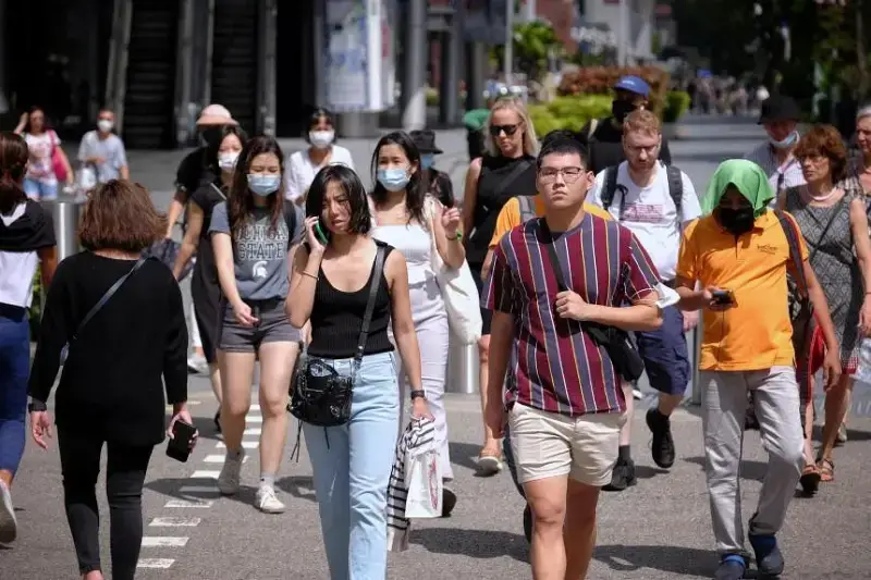 batch_Singapore-no-mask.webp